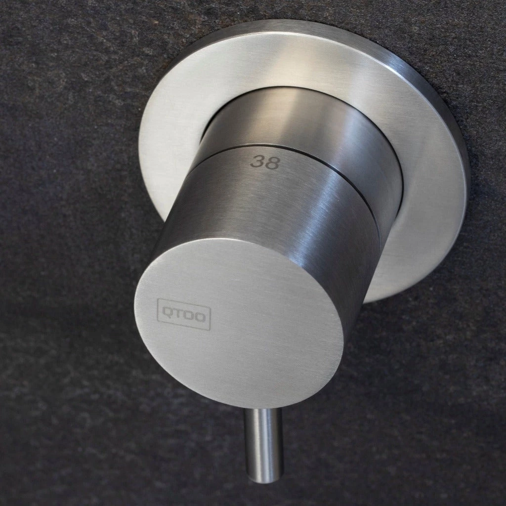 D Line Sanitary Qtoo Two-Way Bathtub Set 6 D Line Sanitary Qtoo Two-Way Bathtub Set