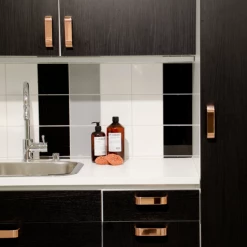 Baccman Berglund HARDWARE Curve Handle