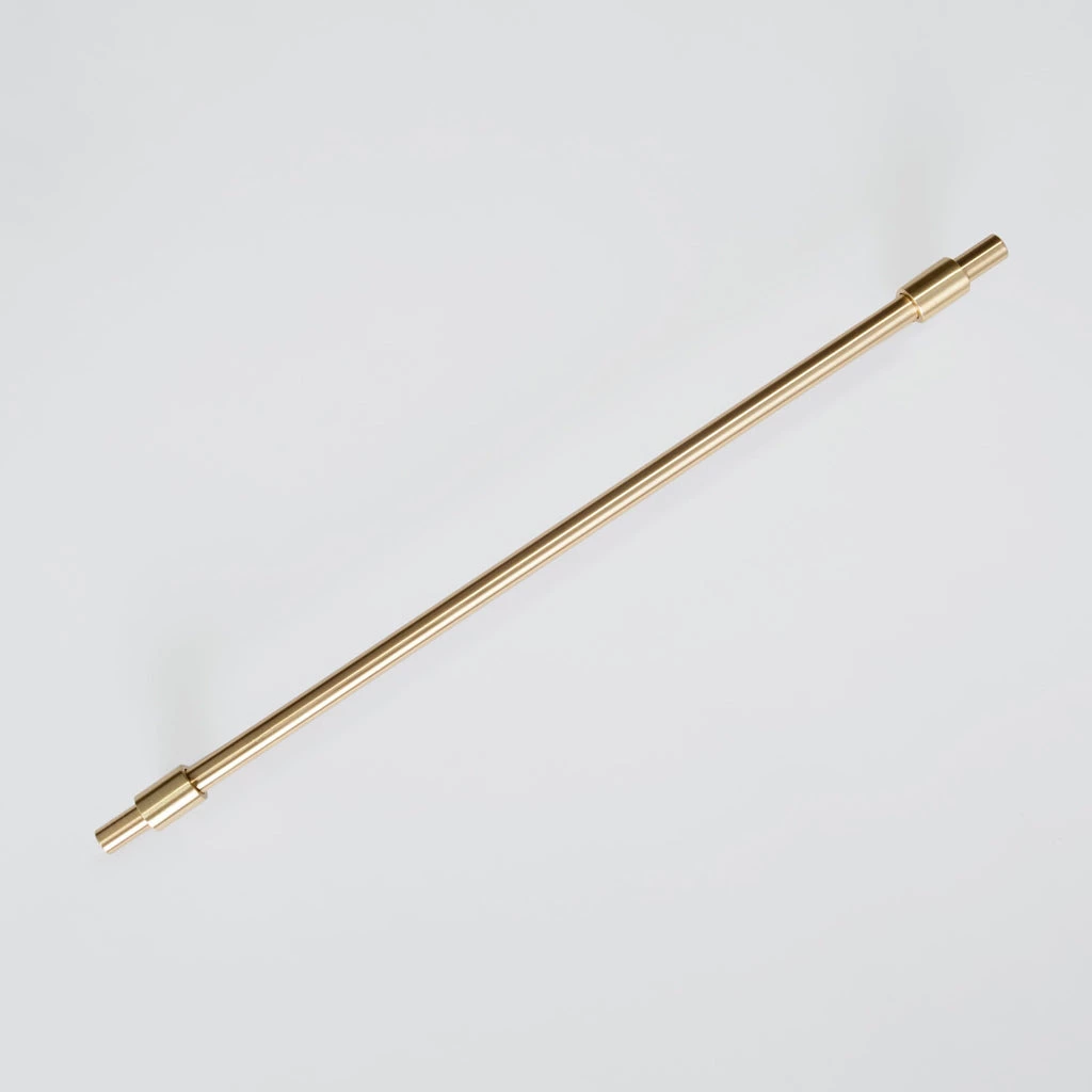 CBH HARDWARE Charlie Line Appliance Pull 2 CBH HARDWARE Charlie Line Appliance Pull