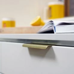 CBH Charlie Straight Edge Tab HARDWARE