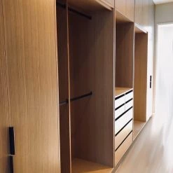 Chapman & Bose EP02 Leather Edge Pull: Matched Core HARDWARE