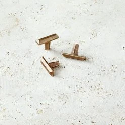 Shayne Fox Pyra Knob / Hook