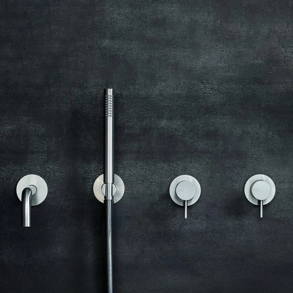 D Line Sanitary Qtoo Two-Way Bathtub Set 9 D Line Sanitary Qtoo Two-Way Bathtub Set