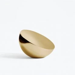 New Works Mirrors Aura Table Mirror 7 New Works Mirrors Aura Table Mirror