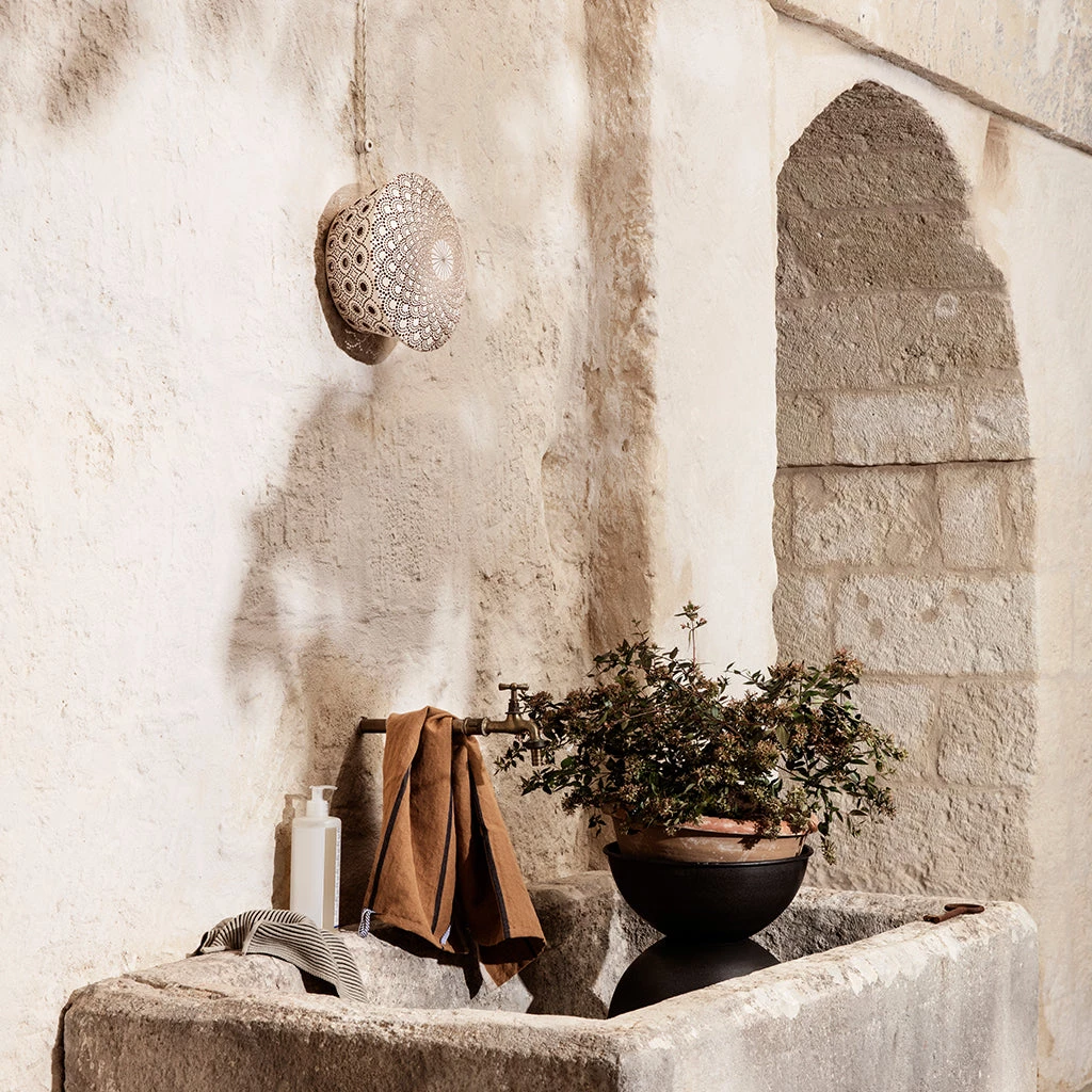 Ferm Living Hourglass Pot 3 Ferm Living Hourglass Pot